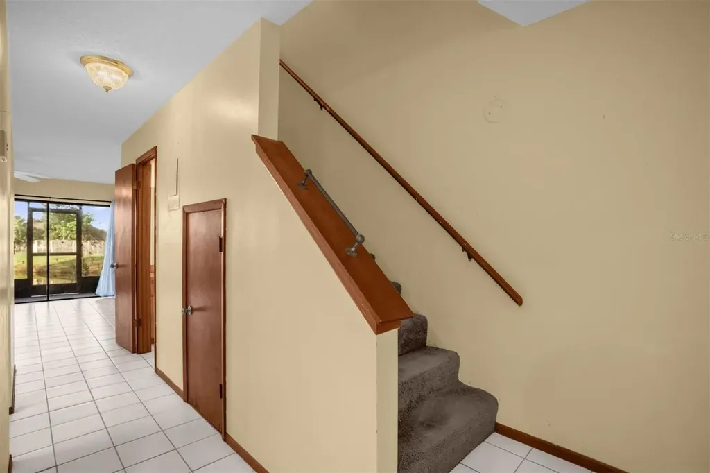 1822 Foxhall Circle Kissimmee FL 34741
