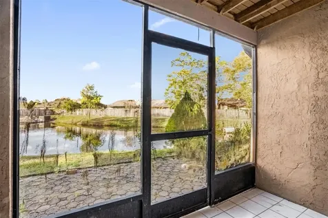 1822 Foxhall Circle Kissimmee FL 34741