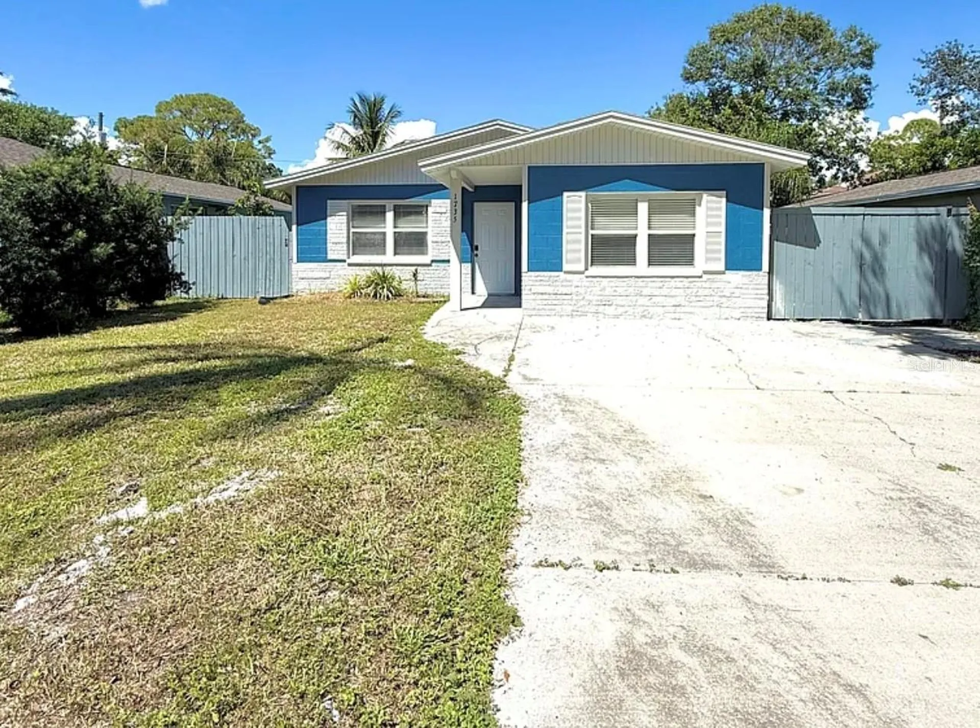 1735 Michigan Avenue NE St Petersburg FL 33703