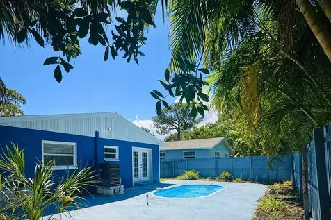 1735 Michigan Avenue NE St Petersburg FL 33703