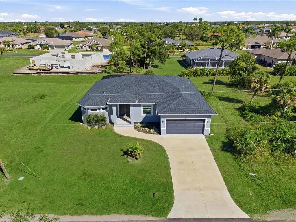 17 Pine Valley Lane Rotonda West FL 33947