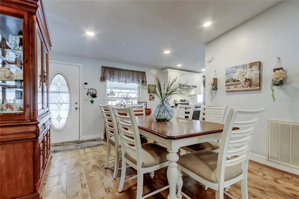 7 Frangipani Circle Largo FL 33770