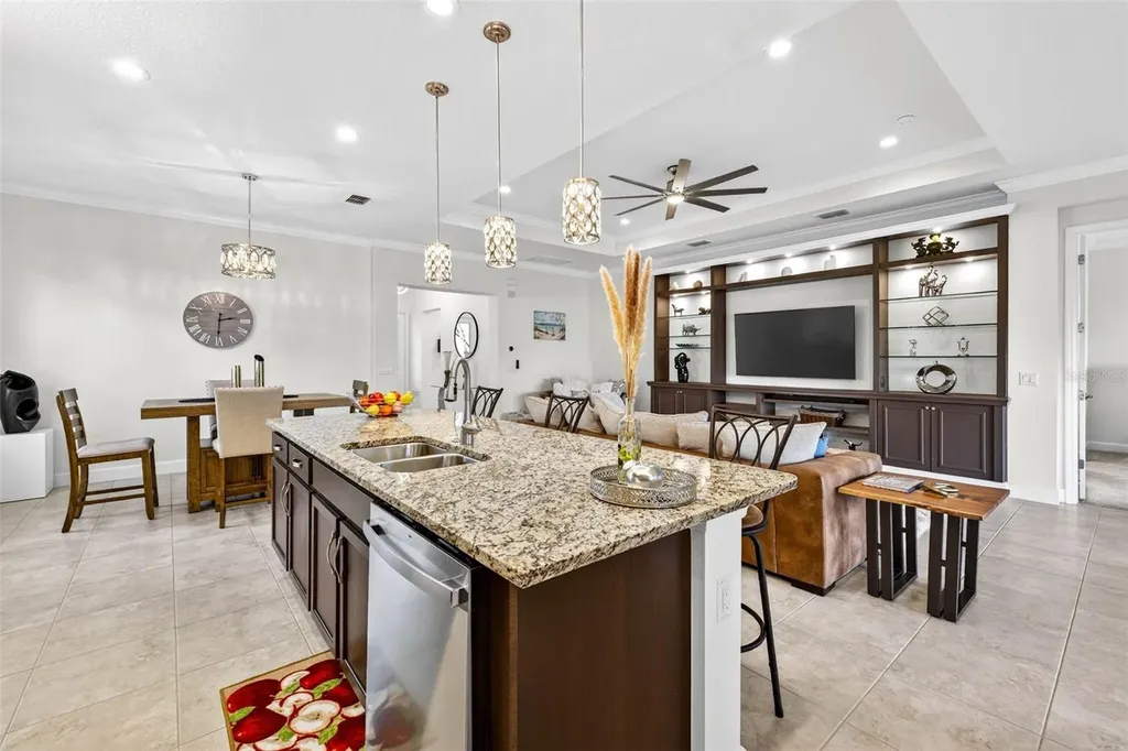 4888 Sevilla Shores Drive Wimauma FL 33598