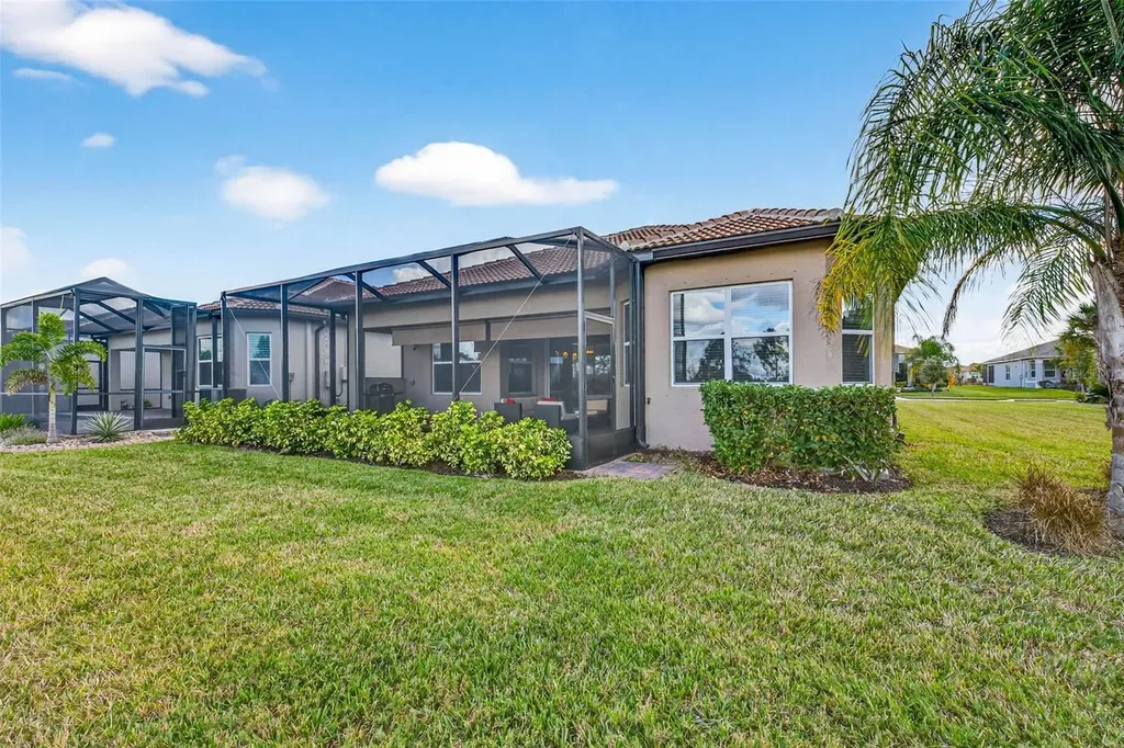 4888 Sevilla Shores Drive Wimauma FL 33598