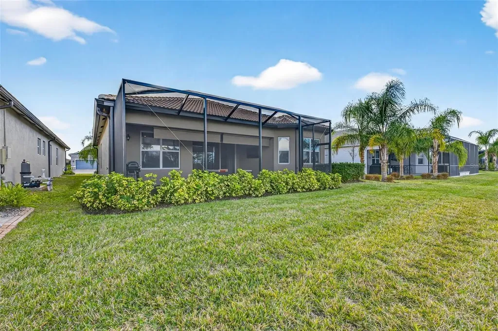4888 Sevilla Shores Drive Wimauma FL 33598