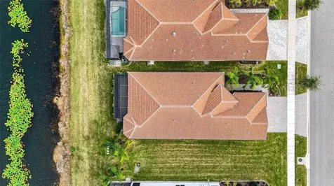 4888 Sevilla Shores Drive Wimauma FL 33598