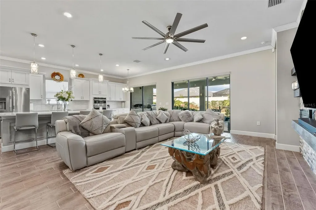 4951 Freccia Loop Wesley Chapel FL 33543