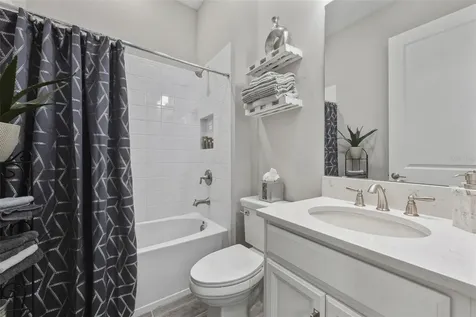 4951 Freccia Loop Wesley Chapel FL 33543
