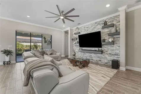 4951 Freccia Loop Wesley Chapel FL 33543