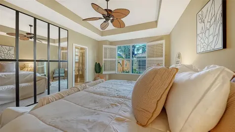 5507 Napa Drive Sarasota FL 34243