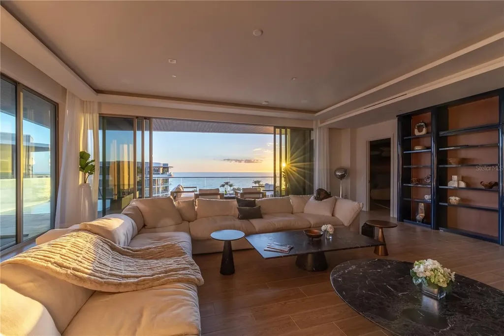 1591 Gulf Of Mexico Drive Longboat Key FL 34228