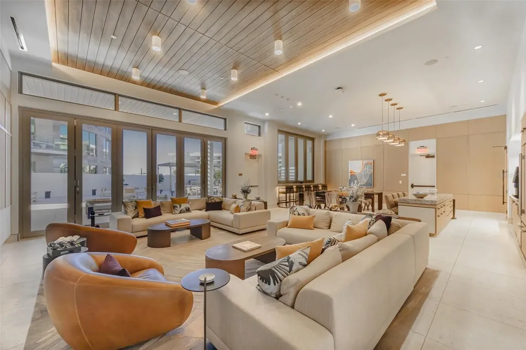 1591 Gulf Of Mexico Drive Longboat Key FL 34228