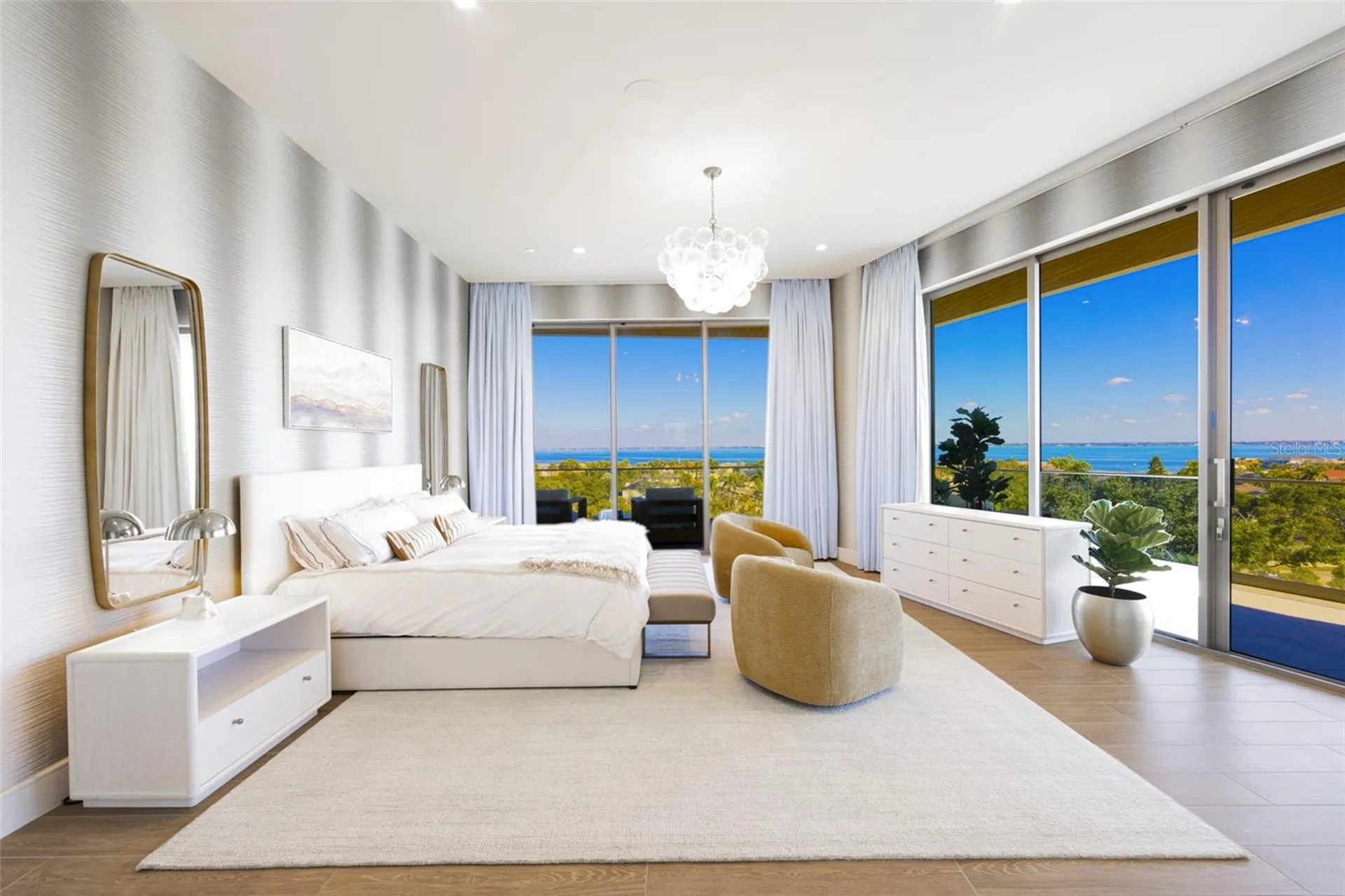 1591 Gulf Of Mexico Drive Longboat Key FL 34228