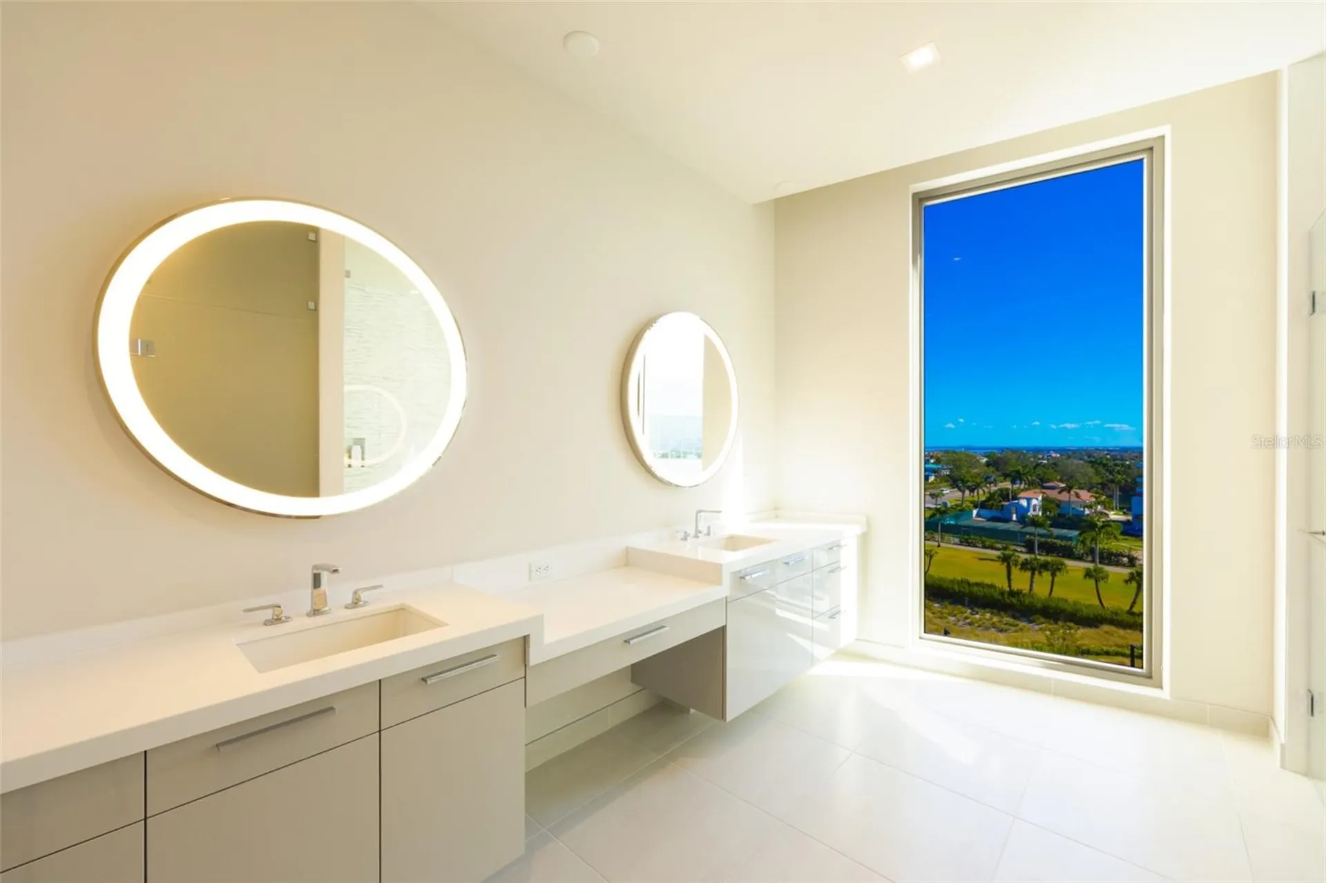 1591 Gulf Of Mexico Drive Longboat Key FL 34228
