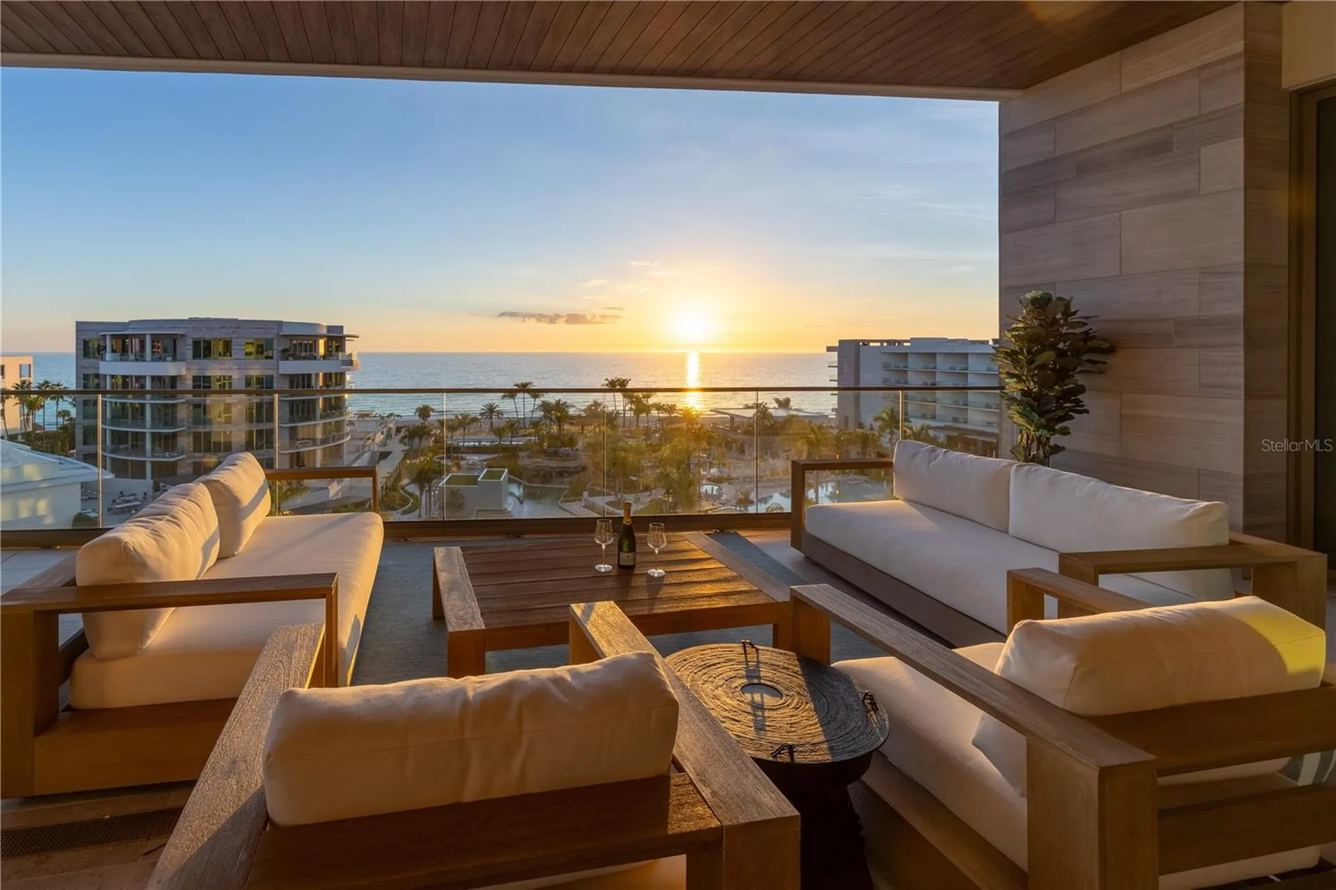 1591 Gulf Of Mexico Drive Longboat Key FL 34228
