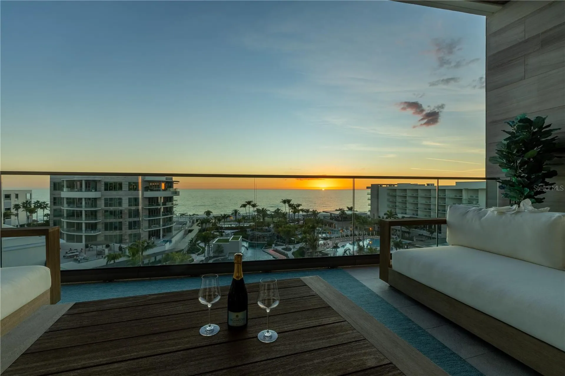 1591 Gulf Of Mexico Drive Longboat Key FL 34228