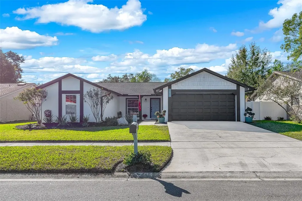 4706 Heath Avenue Tampa FL 33624