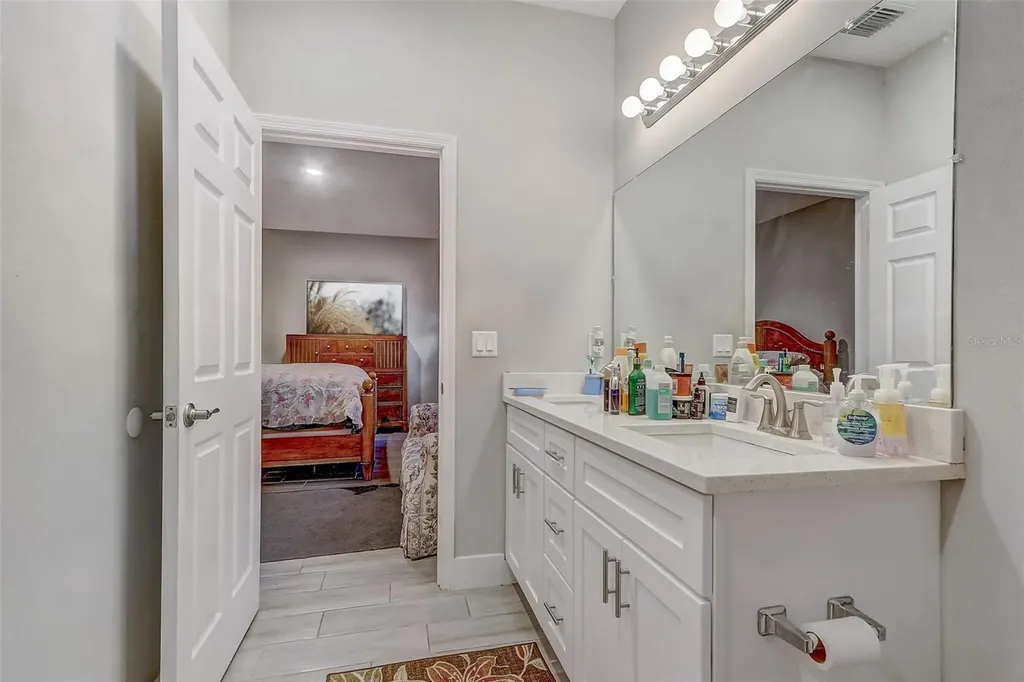 309 E 13th Street Apopka FL 32703