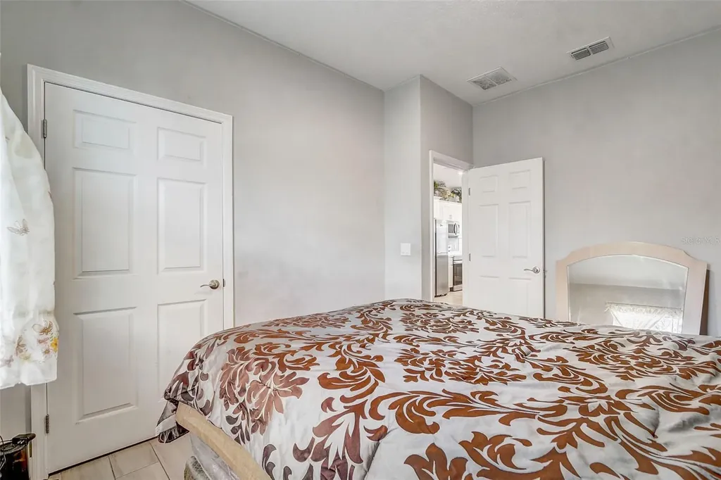309 E 13th Street Apopka FL 32703