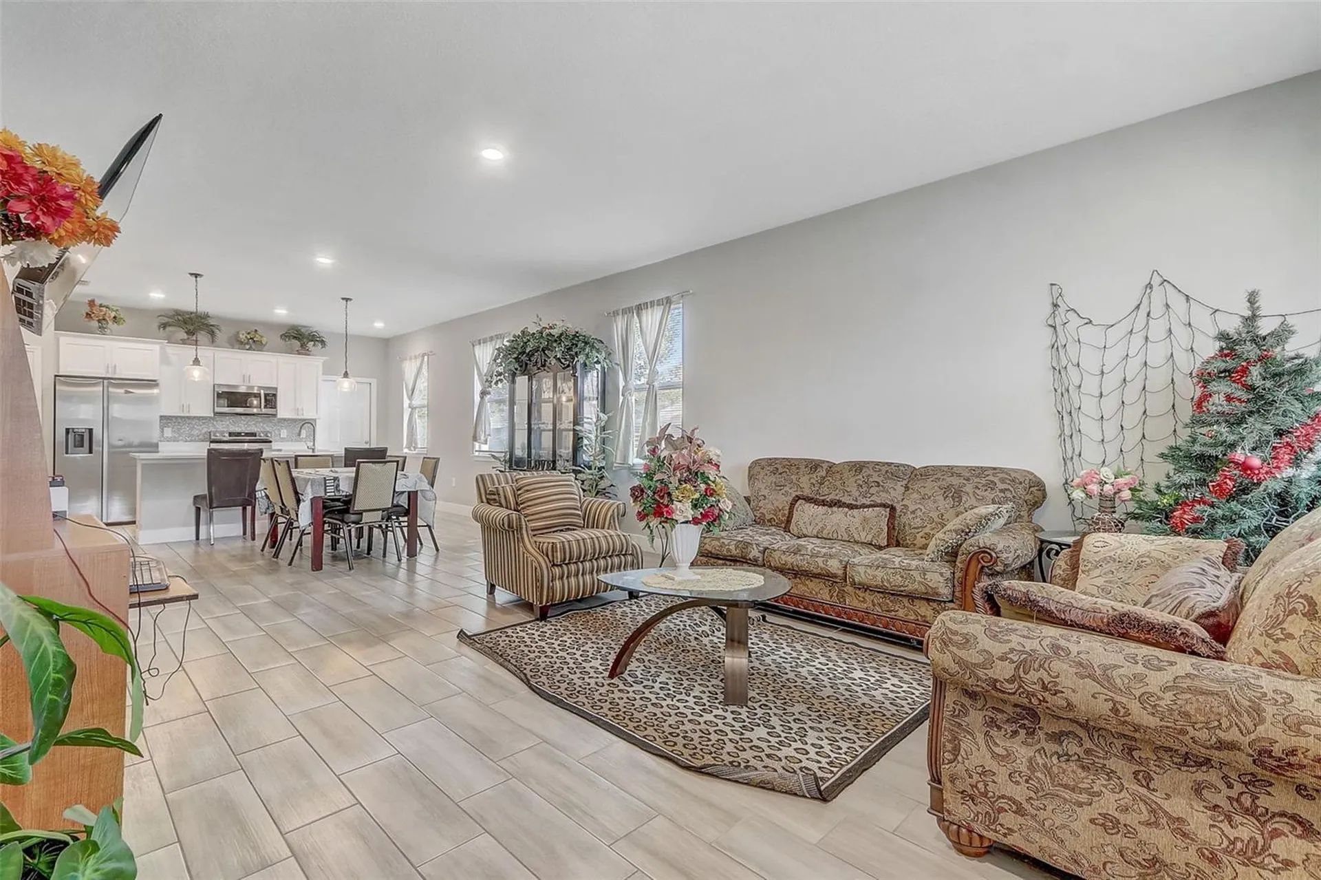 309 E 13th Street Apopka FL 32703
