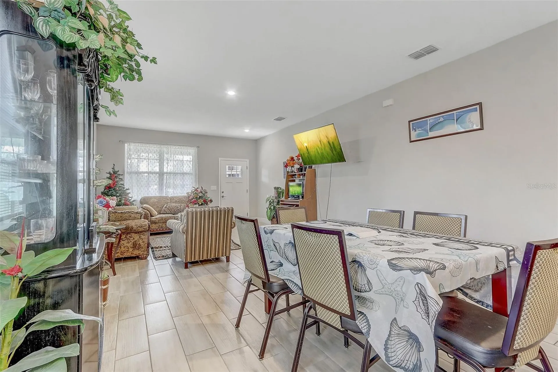 309 E 13th Street Apopka FL 32703