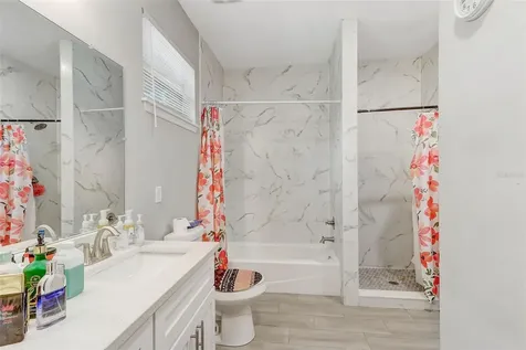 309 E 13th Street Apopka FL 32703