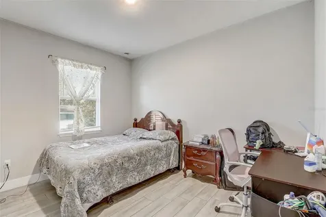 309 E 13th Street Apopka FL 32703