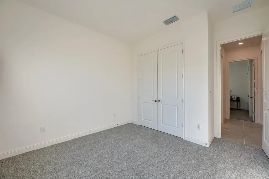 1018 Flopshot Circle Daytona Beach FL 32124