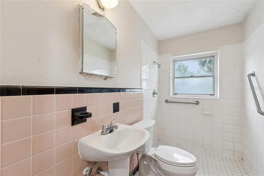 716 Avenue I NE Winter Haven FL 33881