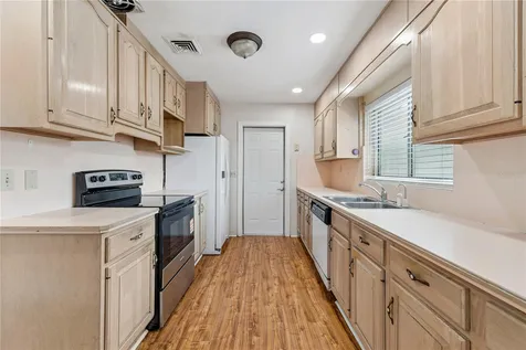 716 Avenue I NE Winter Haven FL 33881