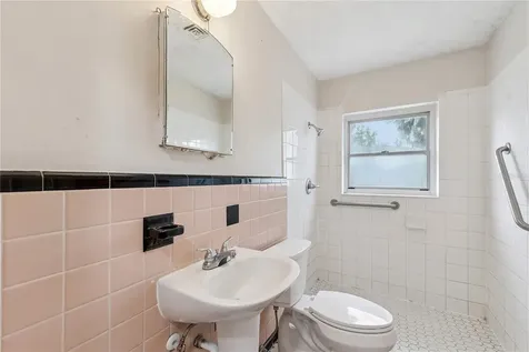716 Avenue I NE Winter Haven FL 33881