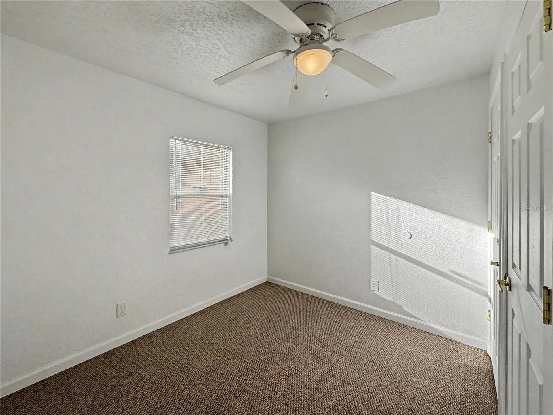 612 Kensington Street Eustis FL 32726