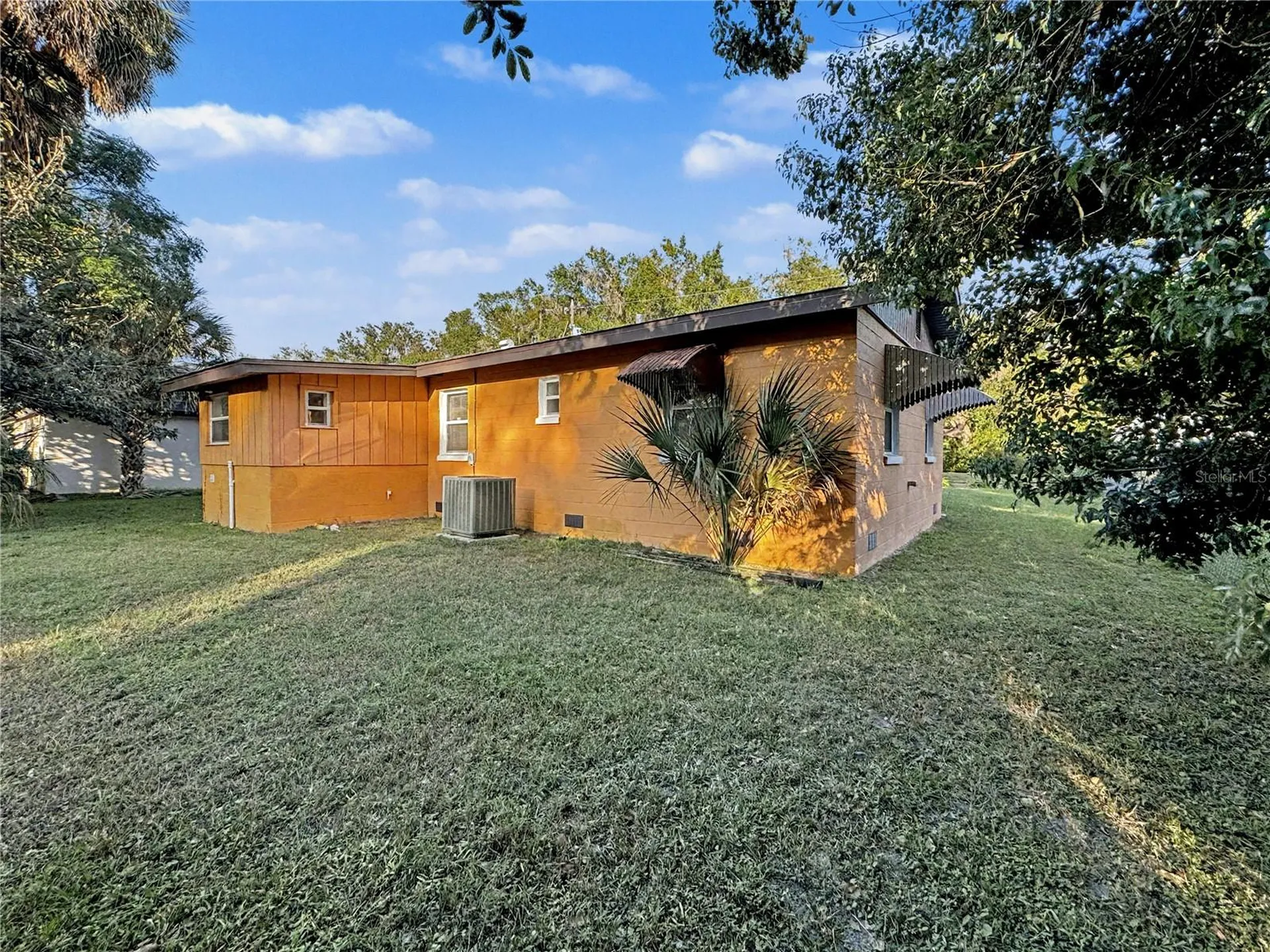 612 Kensington Street Eustis FL 32726