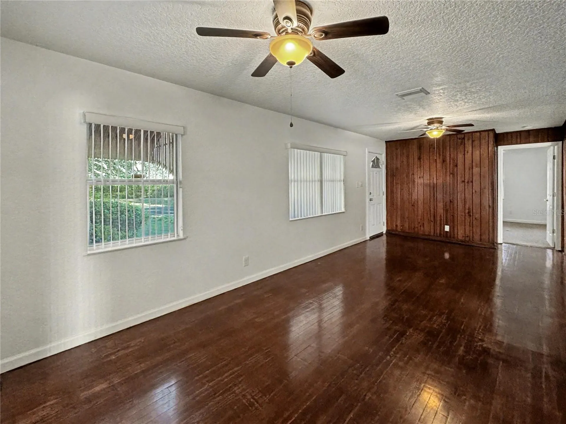 612 Kensington Street Eustis FL 32726