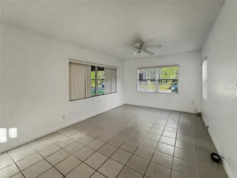 612 Kensington Street Eustis FL 32726