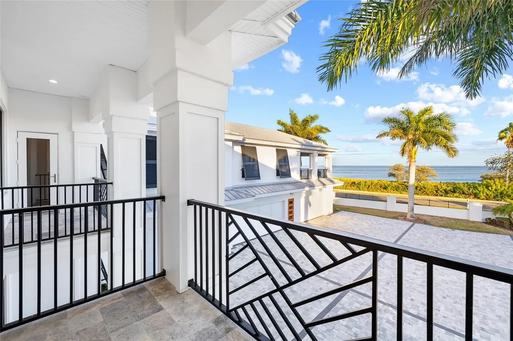 951 S Bayshore Boulevard Safety Harbor FL 34695