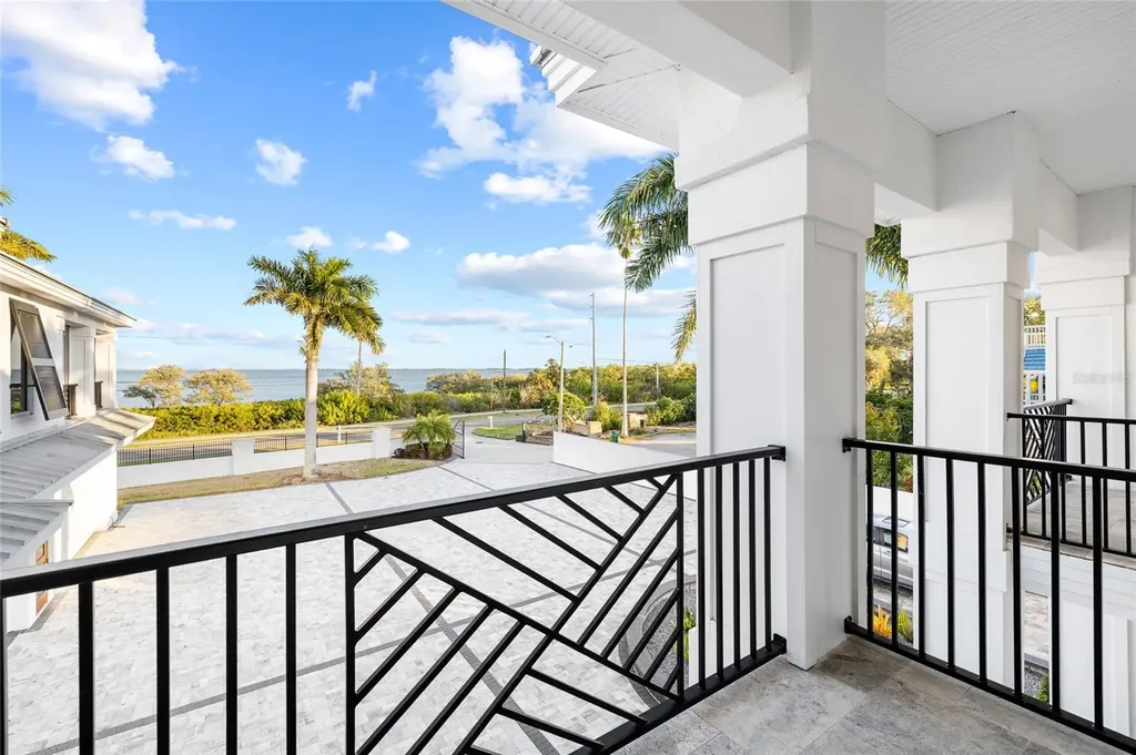 951 S Bayshore Boulevard Safety Harbor FL 34695
