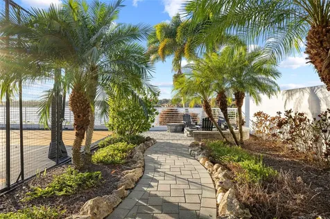 951 S Bayshore Boulevard Safety Harbor FL 34695