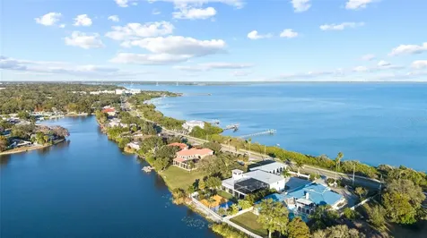 951 S Bayshore Boulevard Safety Harbor FL 34695