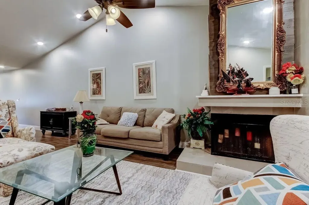 3163 Landmark Drive Clearwater FL 33761