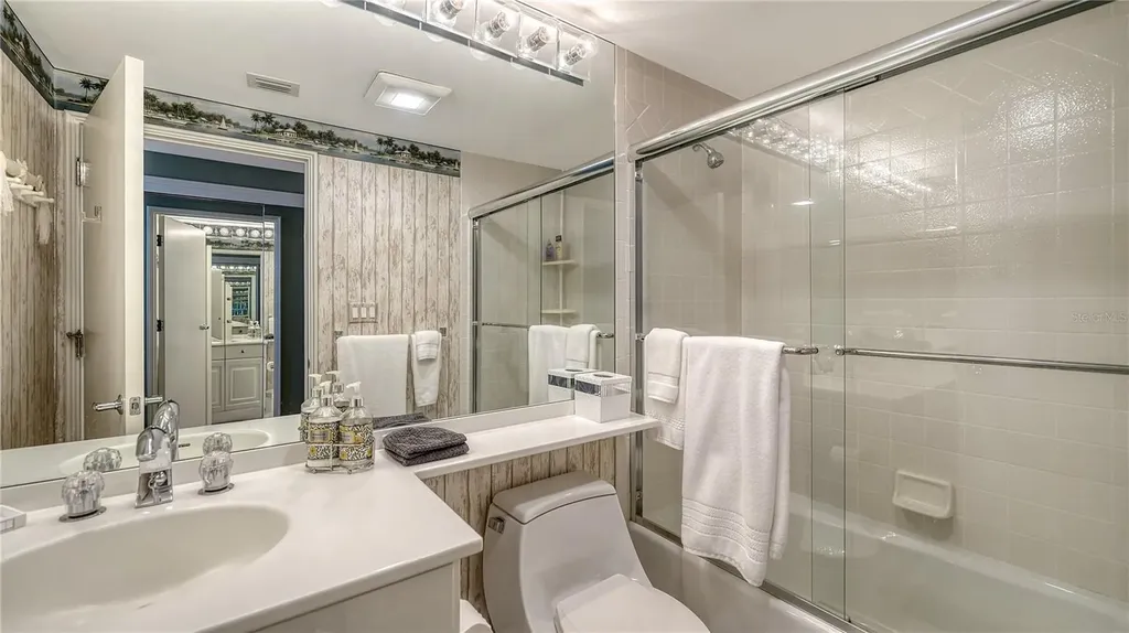 3060 Grand Bay Boulevard Longboat Key FL 34228