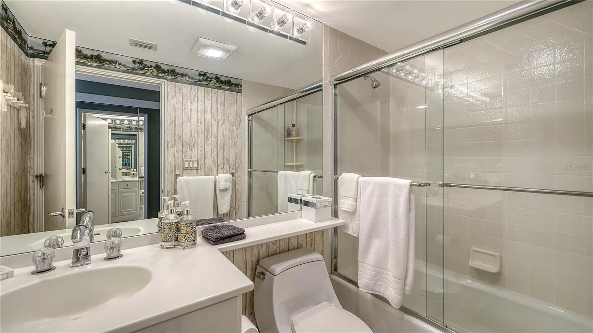 3060 Grand Bay Boulevard Longboat Key FL 34228