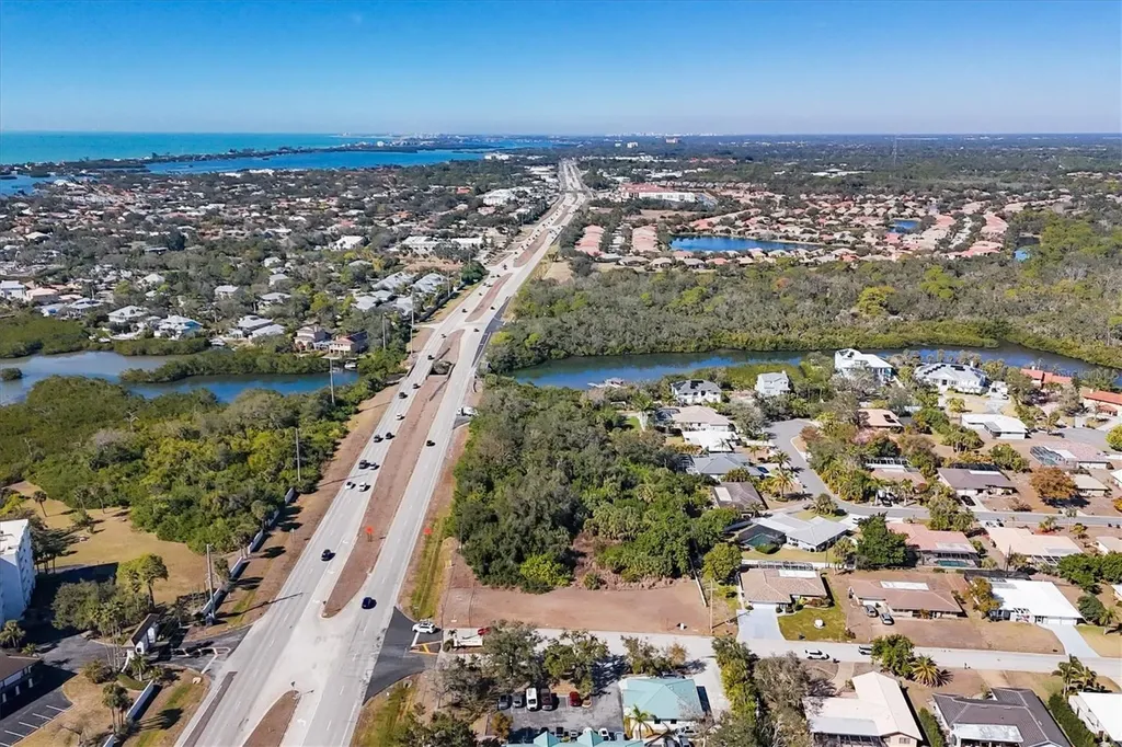 2099 S Tamiami Trail Osprey FL 34229