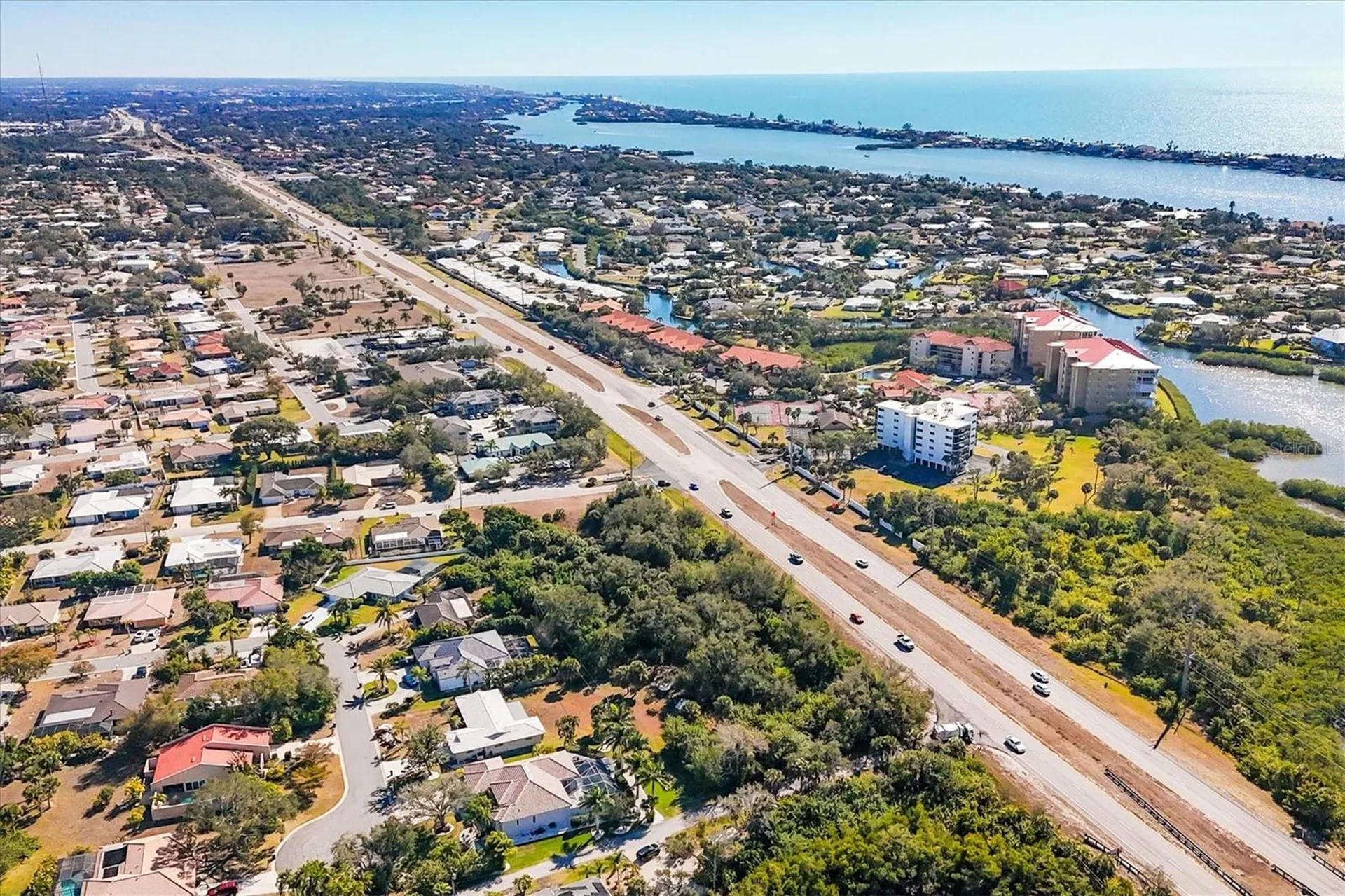 2099 S Tamiami Trail Osprey FL 34229