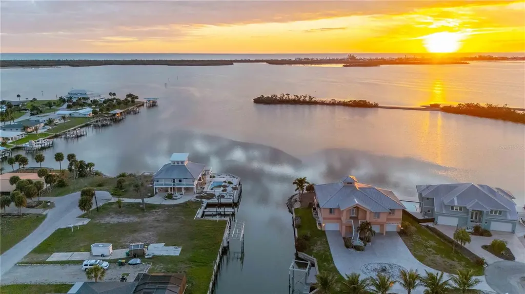 1908 Michigan Avenue Englewood FL 34224