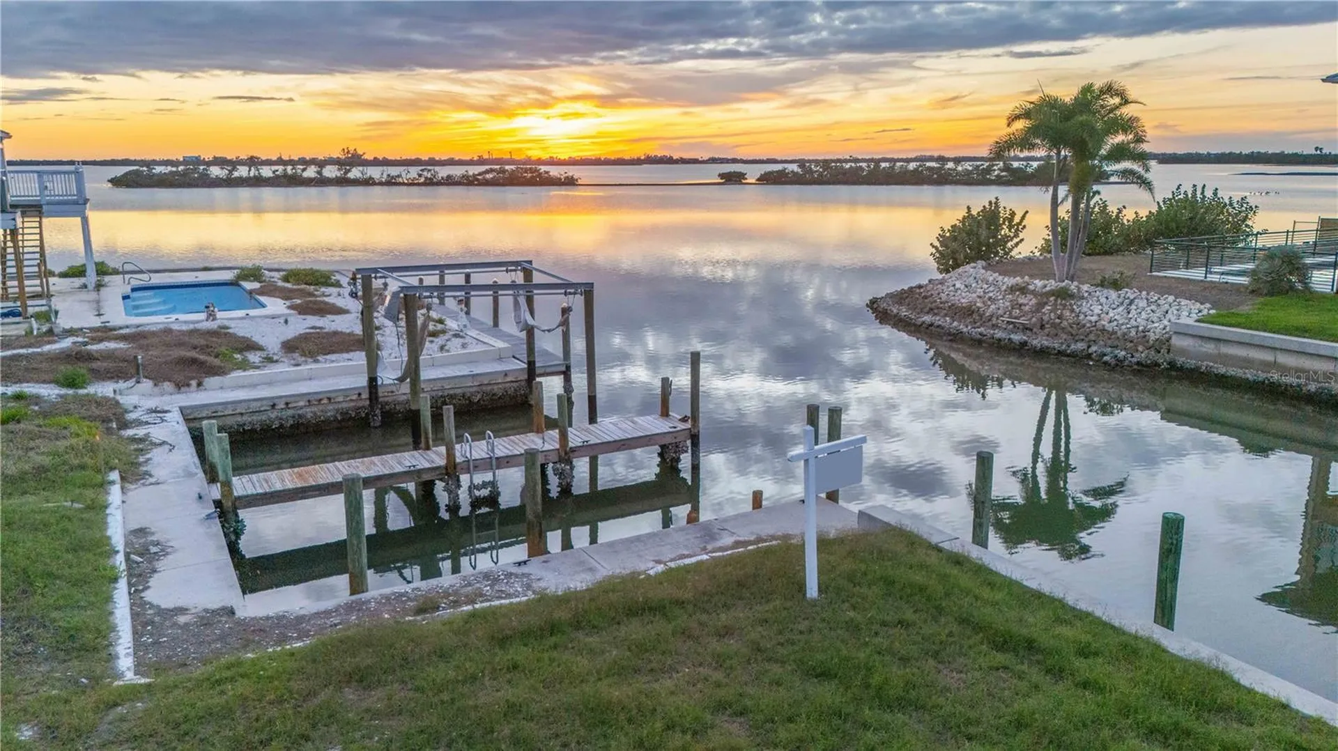 1908 Michigan Avenue Englewood FL 34224