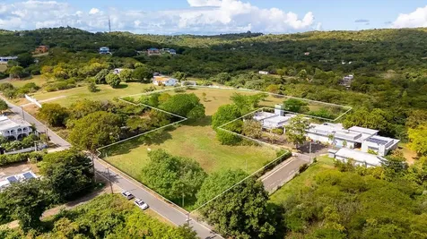 D8 Puerto Real Remanente Vieques PR 00765