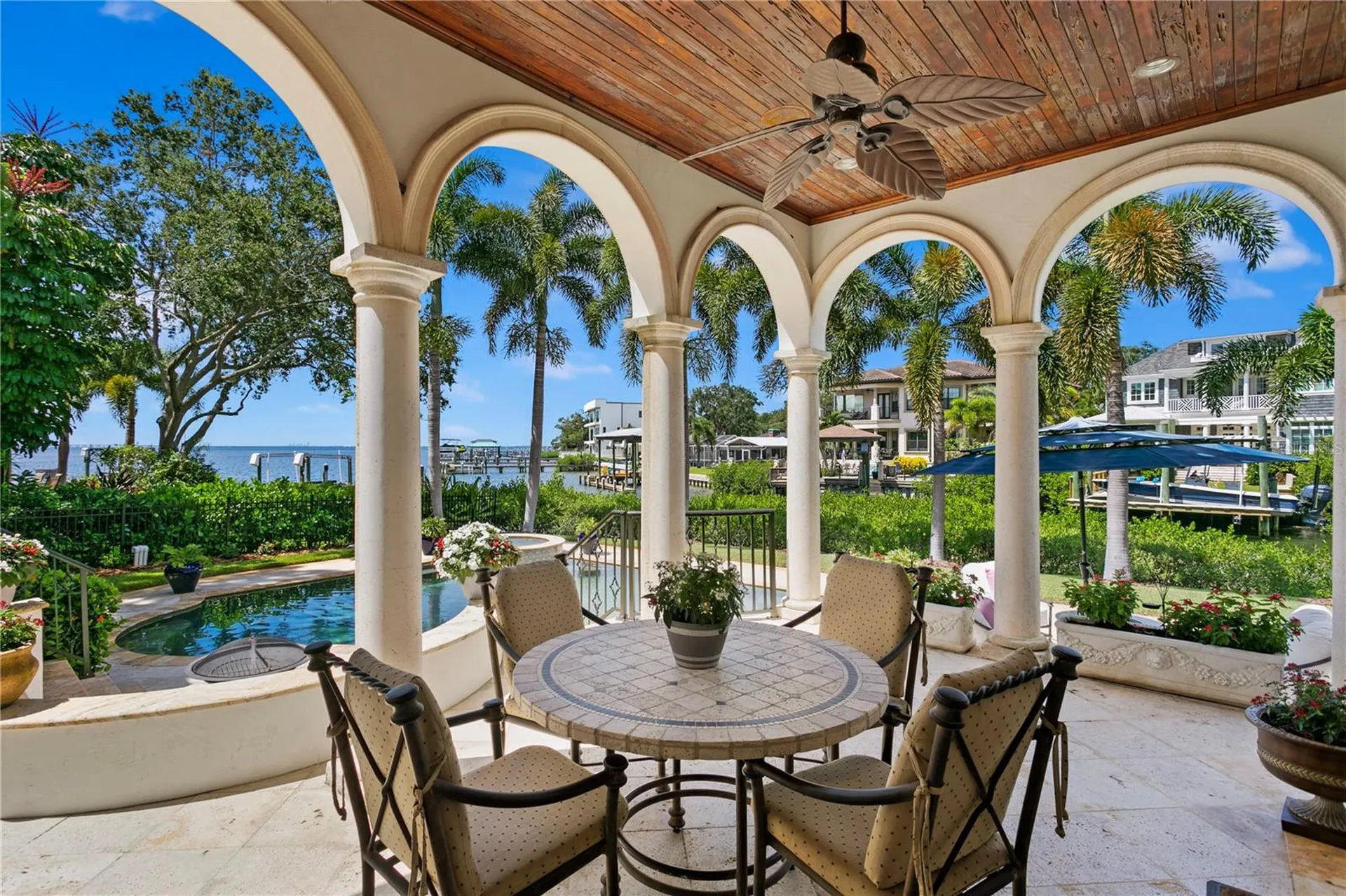 25 W Spanish Main Street Tampa FL 33609
