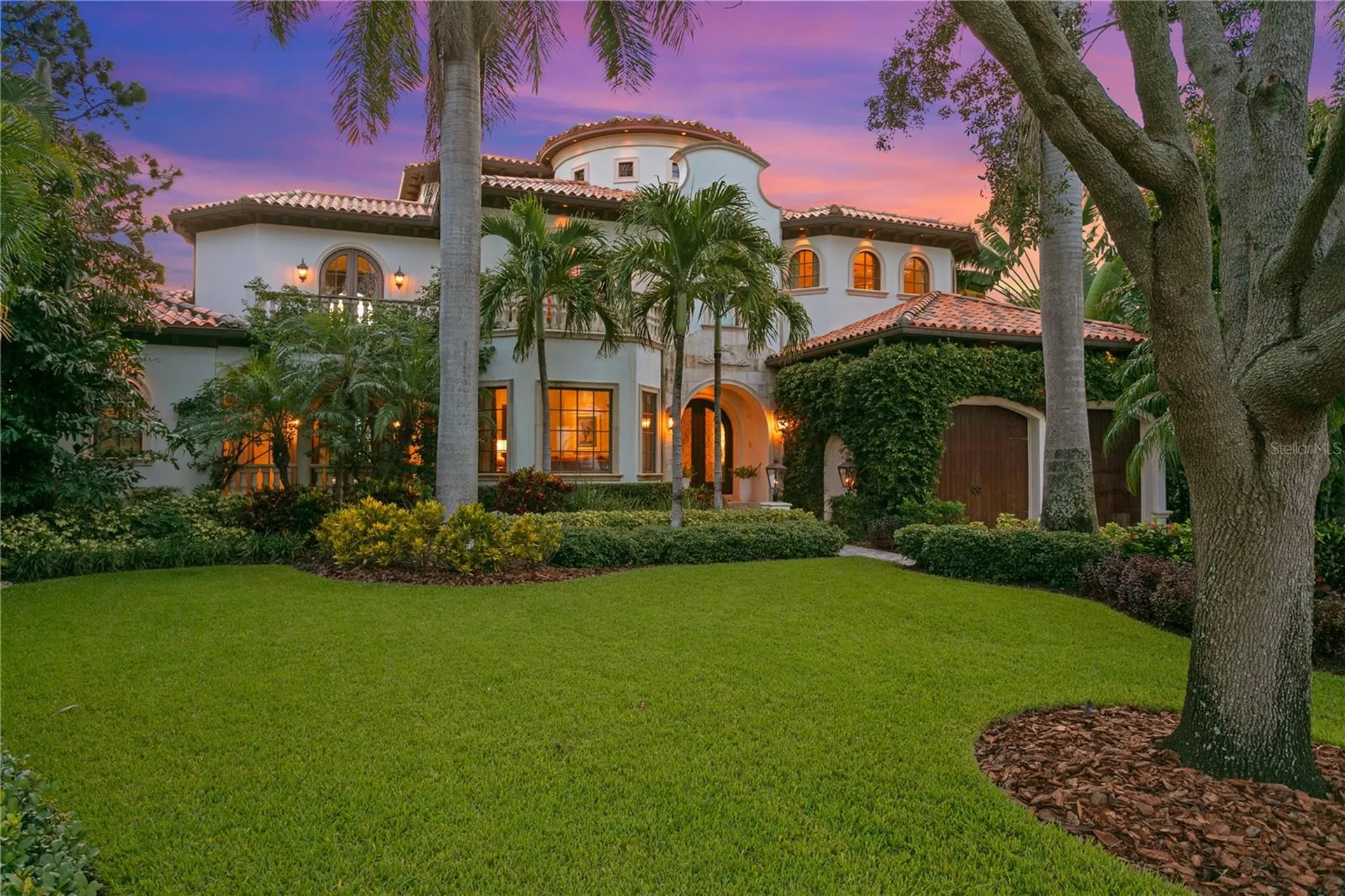 25 W Spanish Main Street Tampa FL 33609