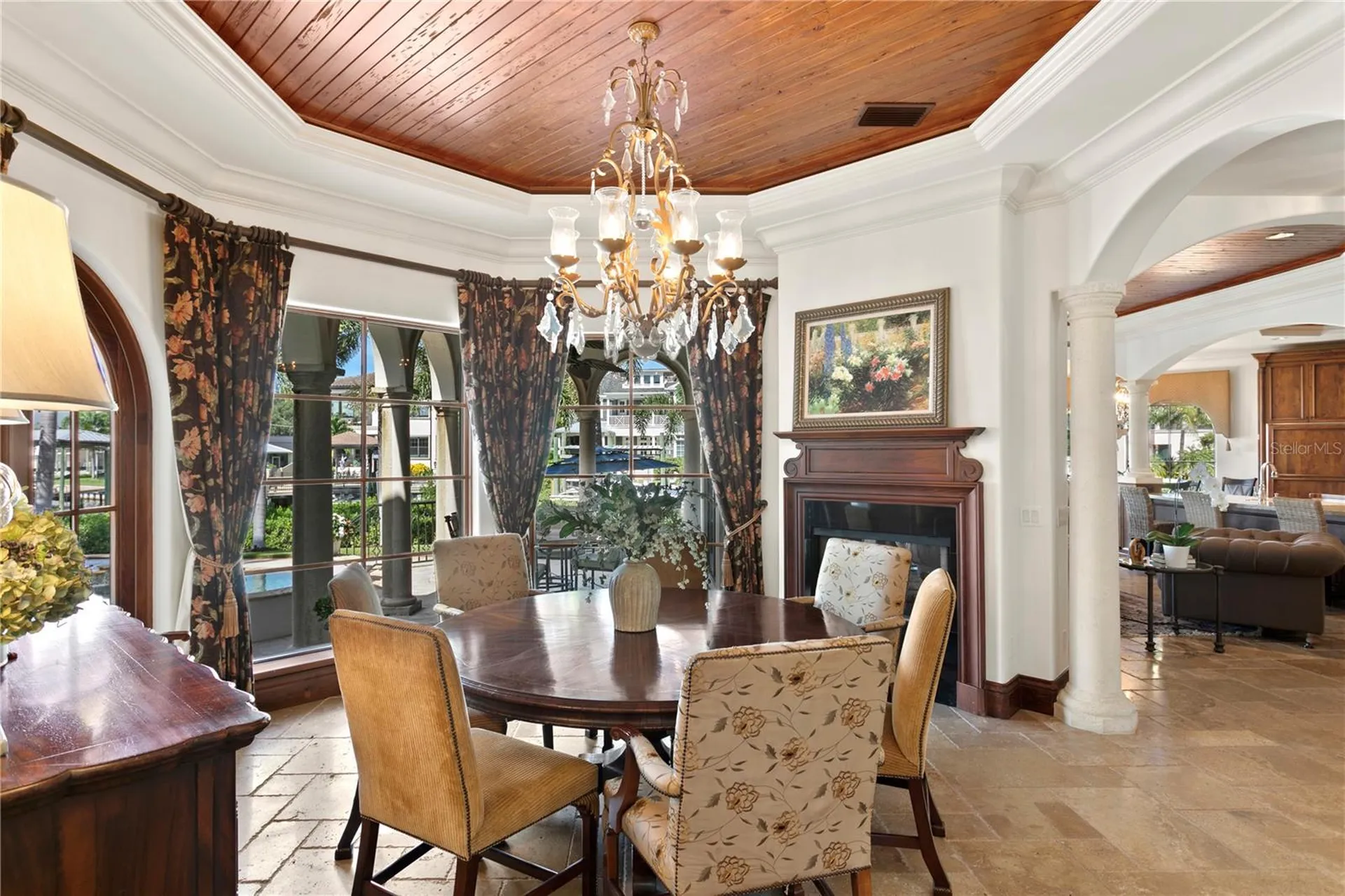 25 W Spanish Main Street Tampa FL 33609